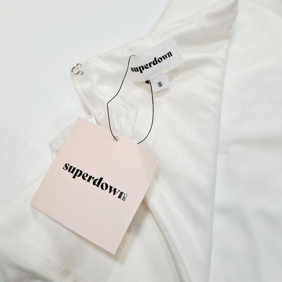 Superdown Reece Halter Bodysuit in white Small - Picture 11 of 12